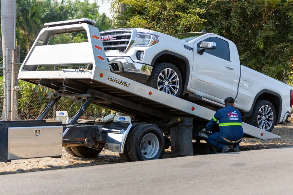 N1 Towing and Transport truck in action on the road